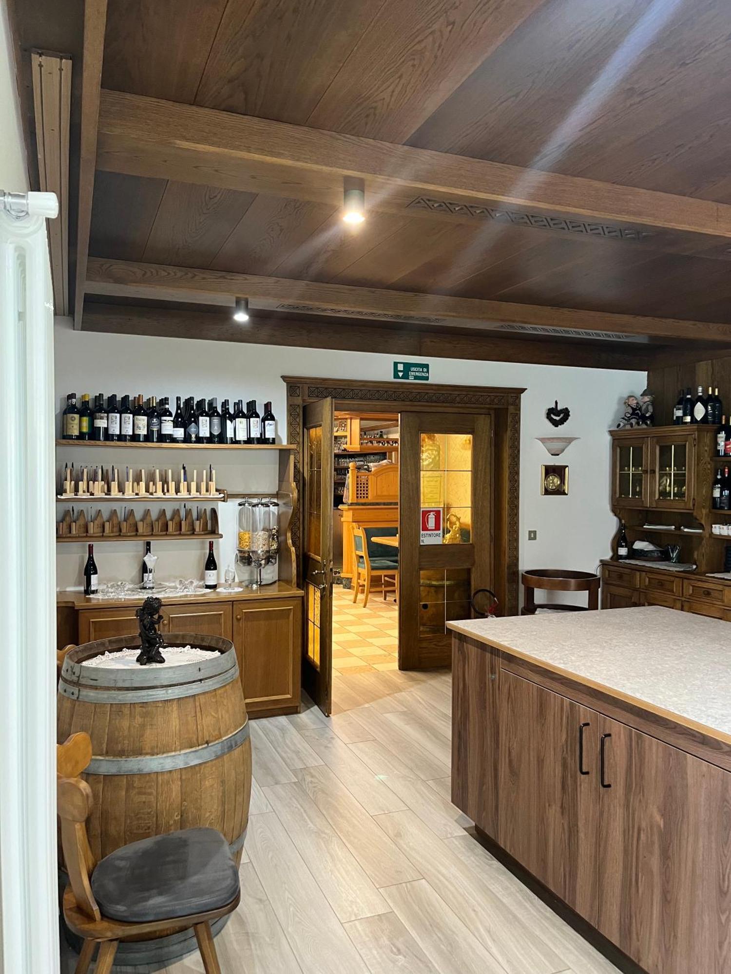 Dolomiten Hotel Irma Canazei Ngoại thất bức ảnh