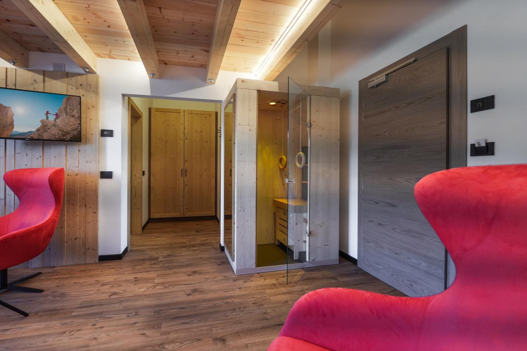 Dolomiten Hotel Irma Canazei Ngoại thất bức ảnh