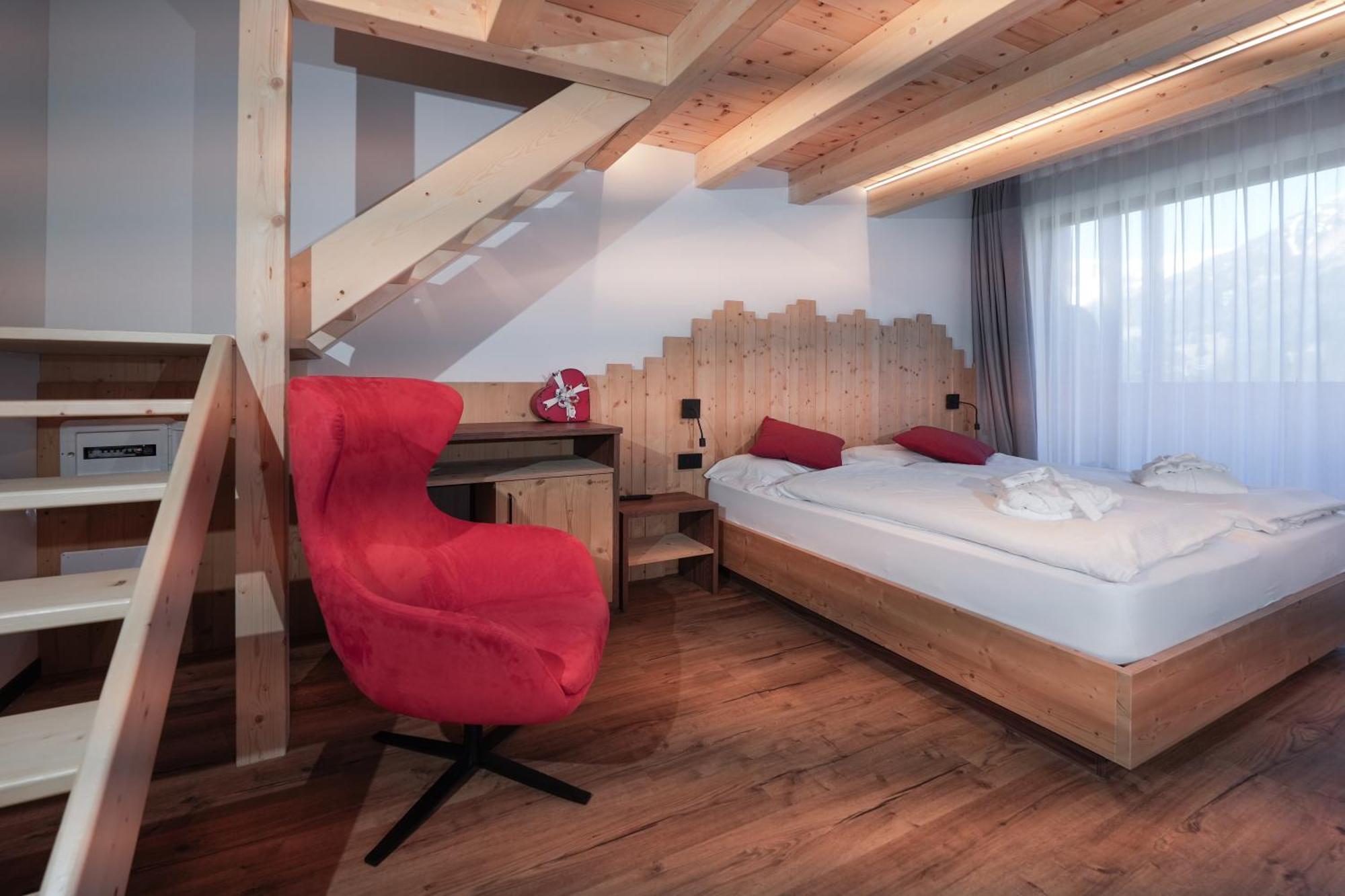 Dolomiten Hotel Irma Canazei Ngoại thất bức ảnh