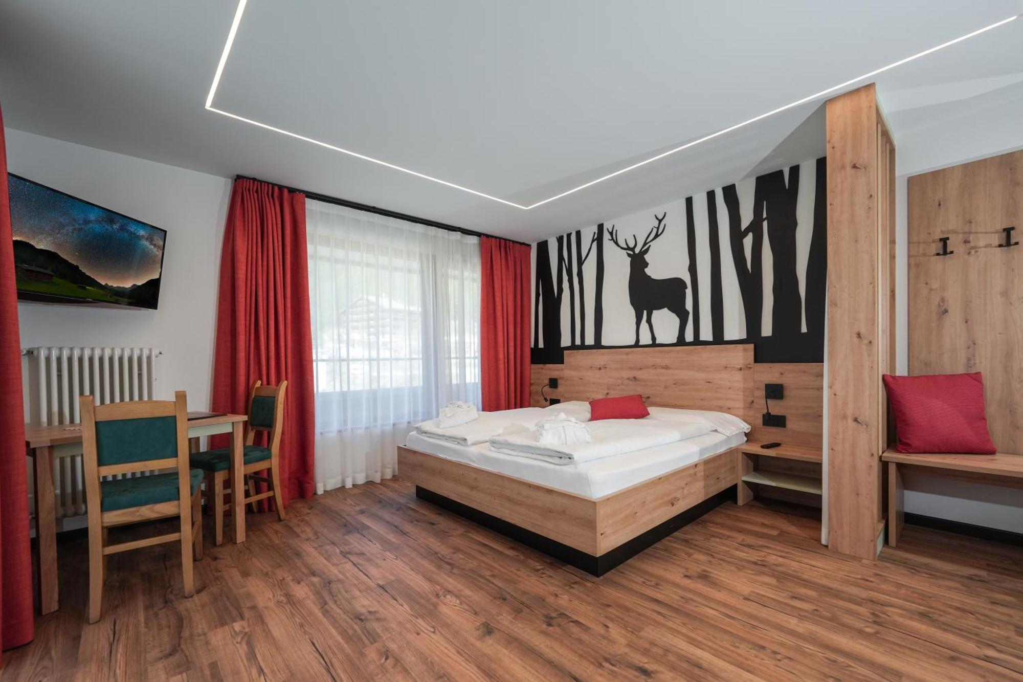Dolomiten Hotel Irma Canazei Ngoại thất bức ảnh